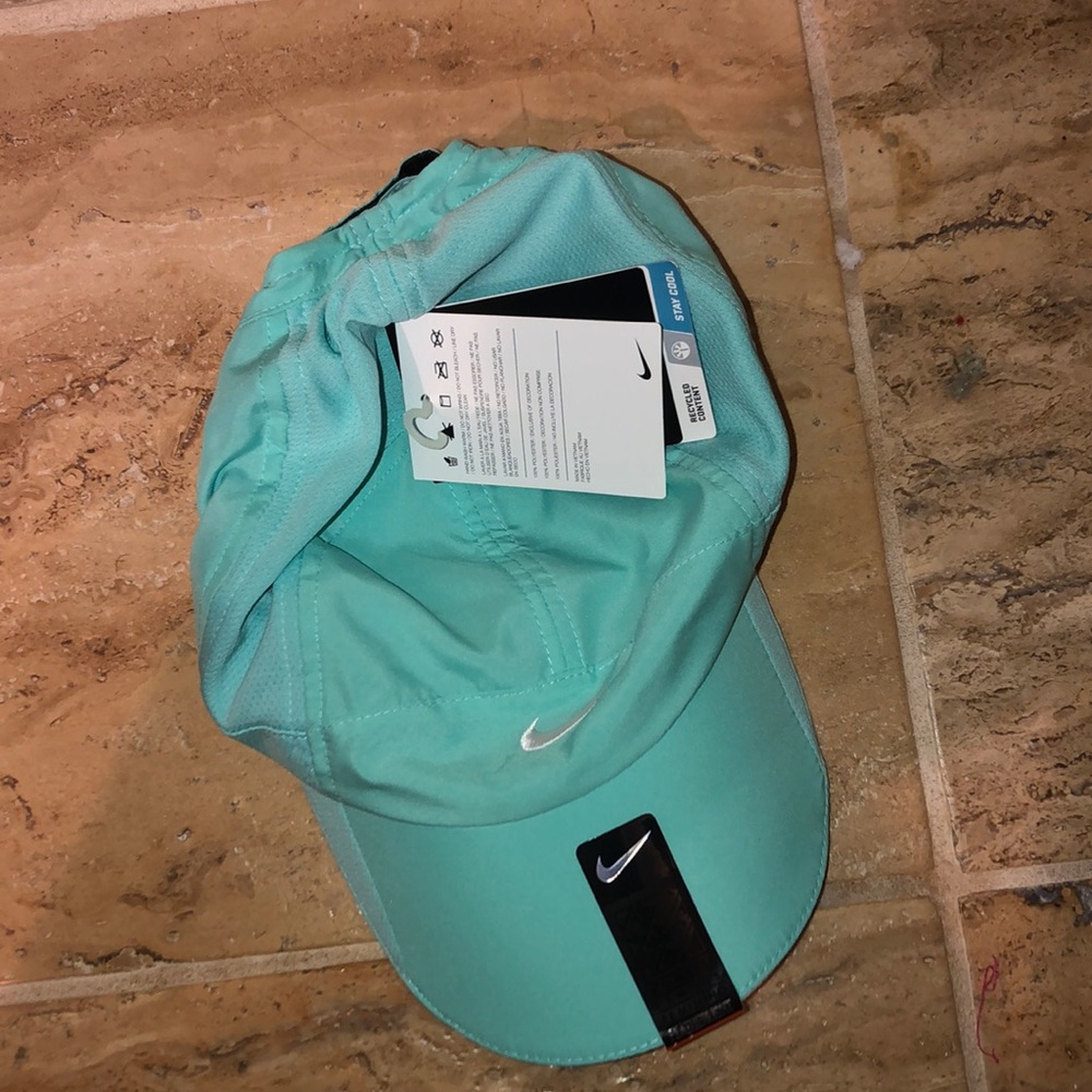 Brand New Nike Women’s Hat